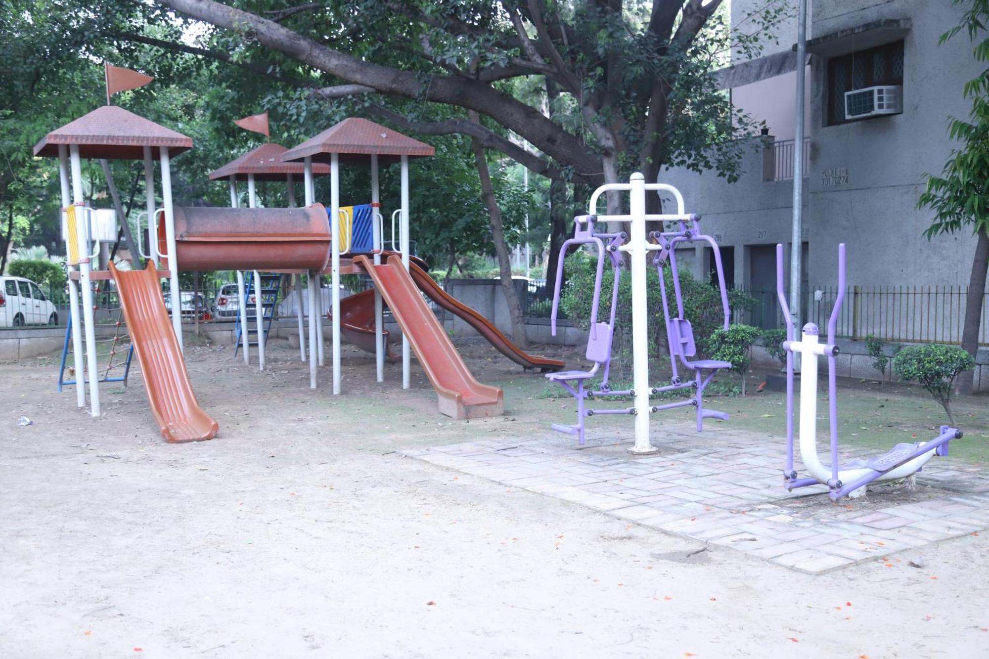 Divine India Service Apartment 3Bhk,B57 Sarita Vihar,Apollo New Delhi Exterior photo